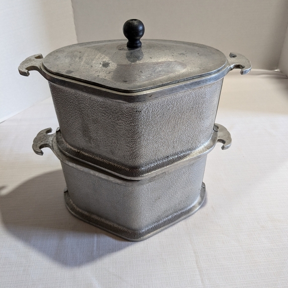 VTG Guardian Service Economy Trio Triangle Alunimum 2 Pots and 1 Lid Wood Handle - Picture 1 of 15